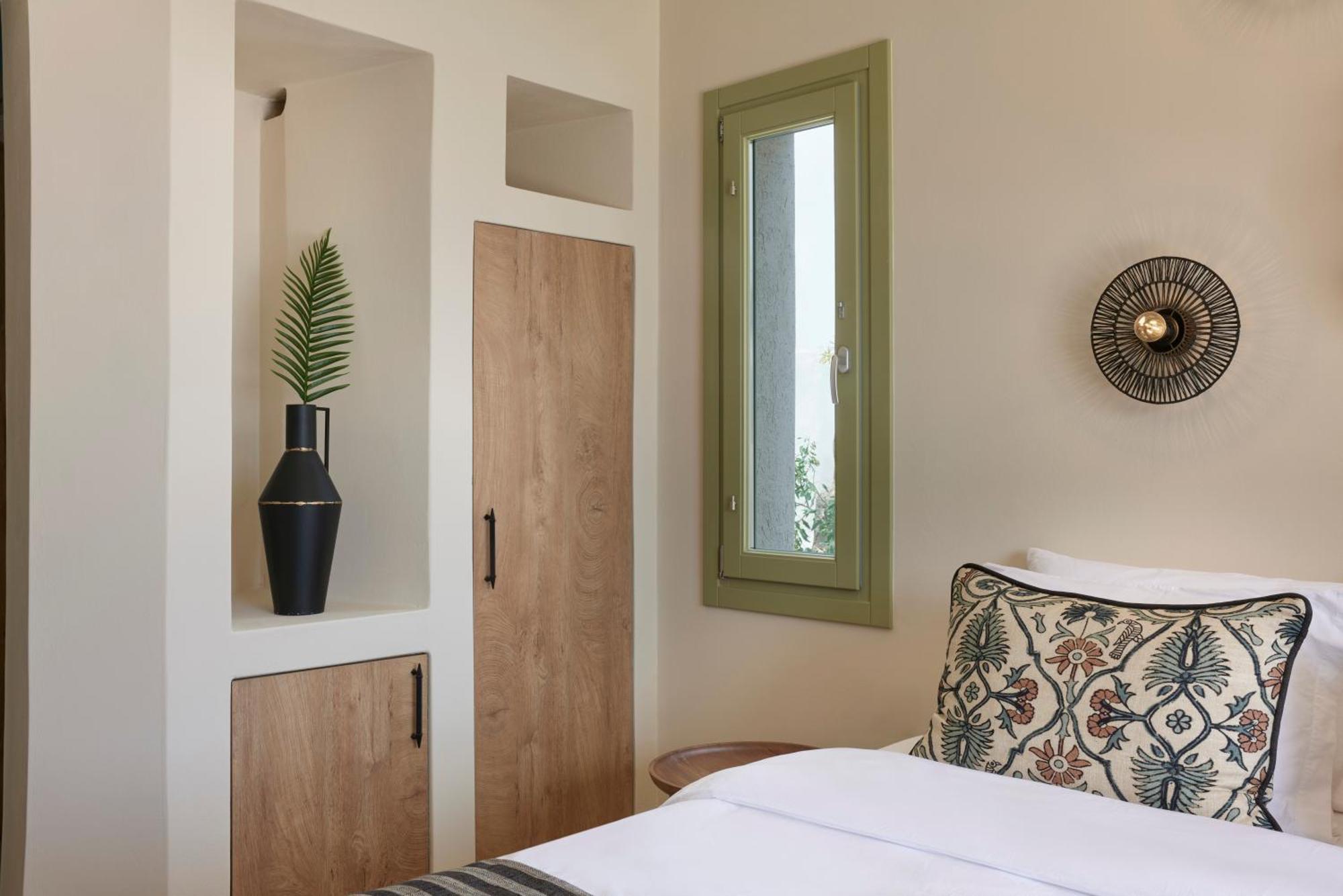 Aeon Suites - Adults Only Pýrgos Eksteriør billede
