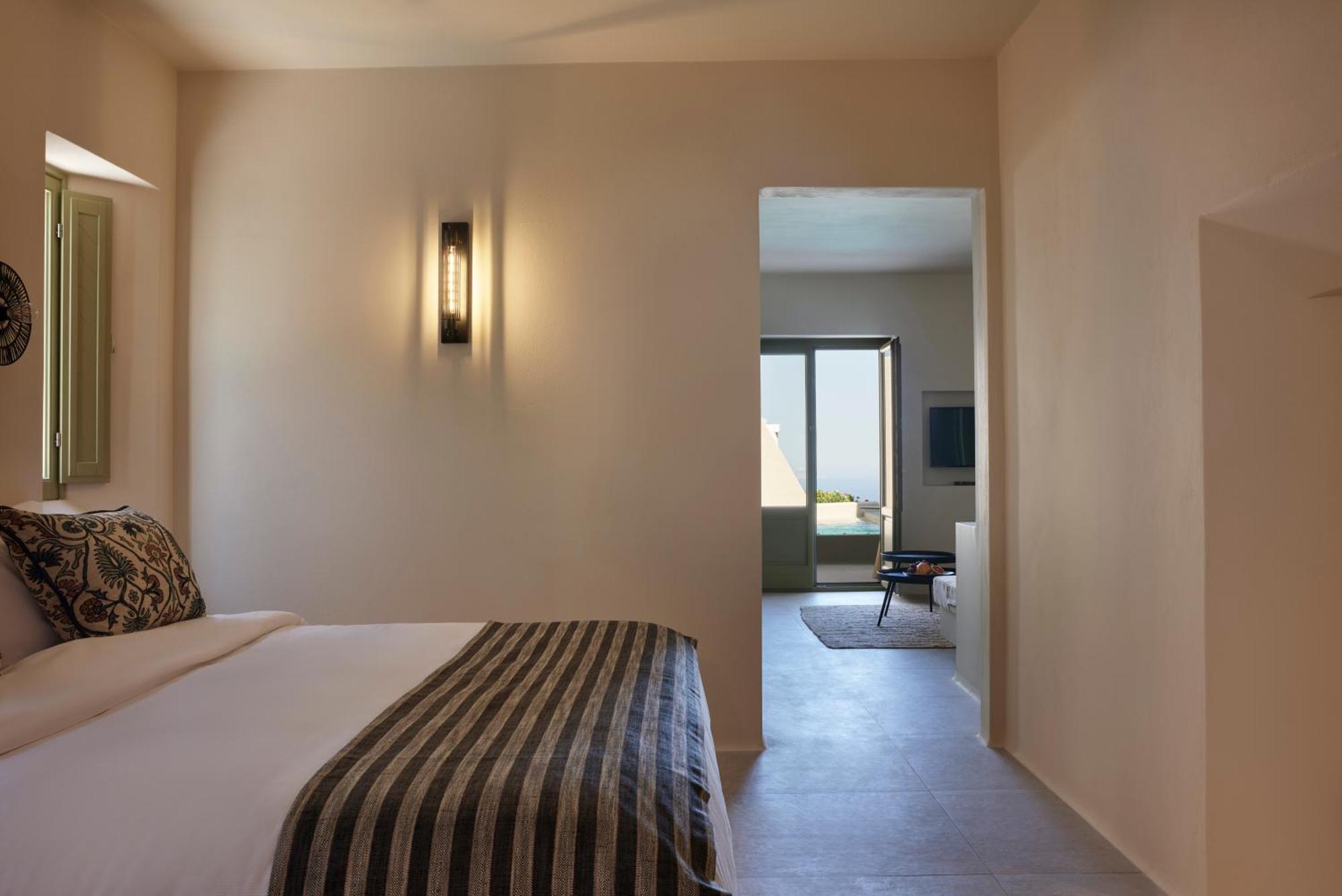 Aeon Suites - Adults Only Pýrgos Eksteriør billede
